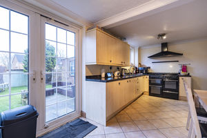 Kitchen/Diner- click for photo gallery